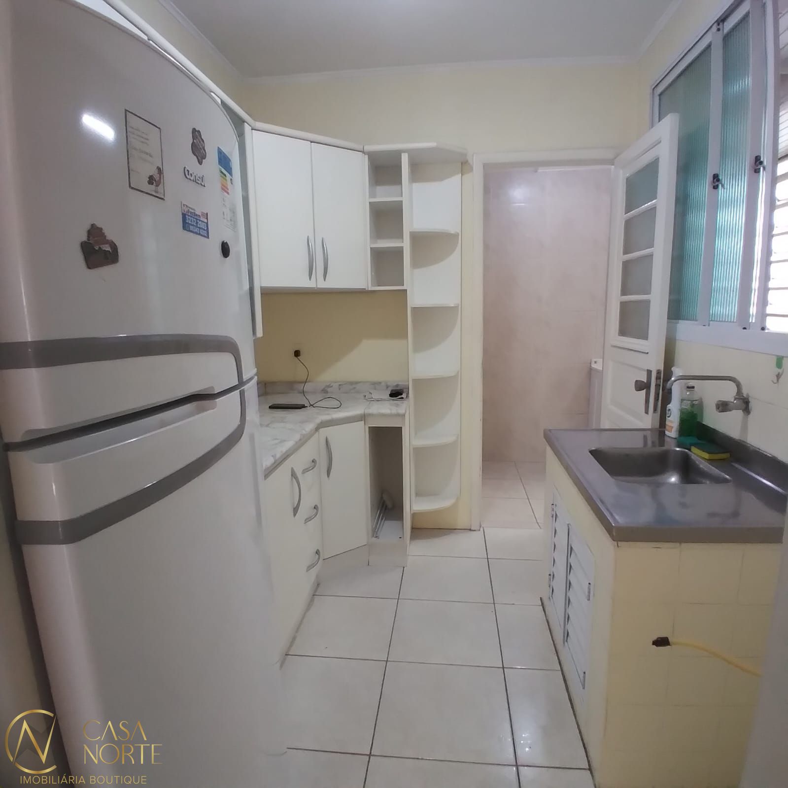 Apartamento à venda com 3 quartos, 86m², 1 suíte, Rua Visconde do Herval no bairro Menino Deus em Porto Alegre