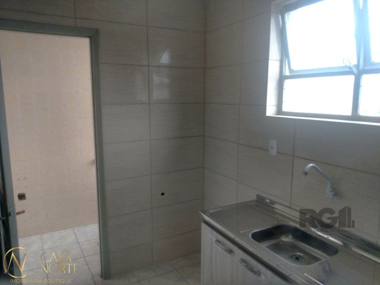 Apartamento à venda com 2 quartos, 61m², Rua Delfino Riet no bairro Santo Antônio em Porto Alegre