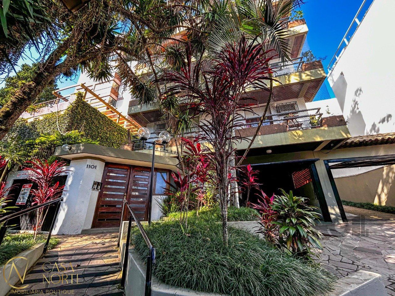 Apartamento à venda com 2 quartos, 102m², 1 suíte, 1 vaga, Rua Landel de Moura no bairro Tristeza em Porto Alegre