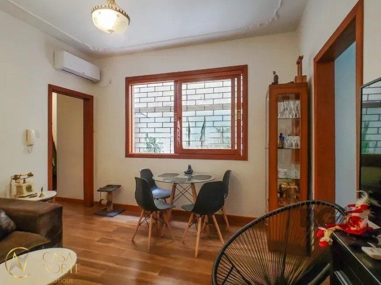 Apartamento à venda com 2 quartos, 65m², Rua Sarmento Leite no bairro Centro Histórico em Porto Alegre