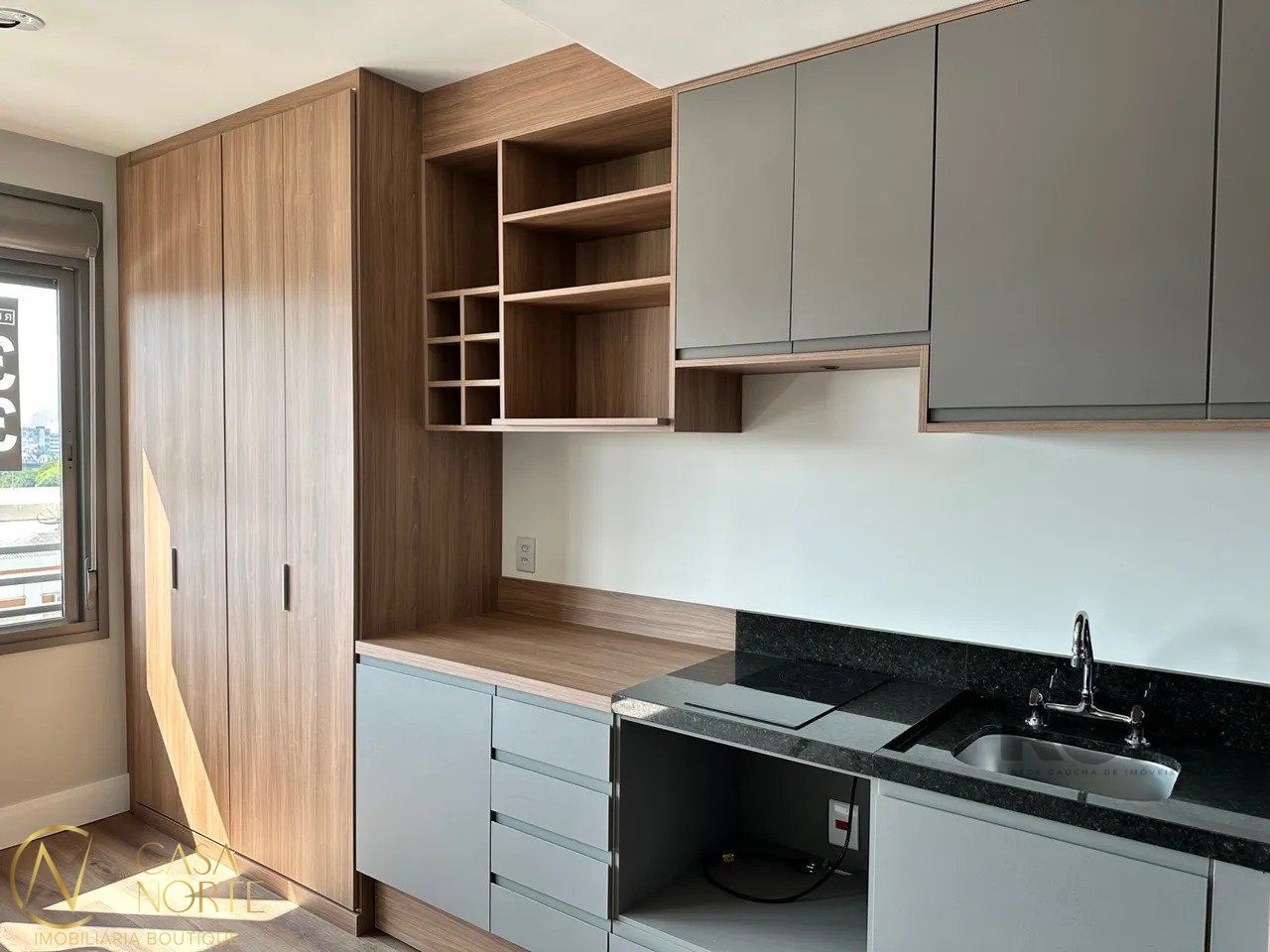 Studio à venda com 1 quarto, 26m², 1 vaga, Avenida João Pessoa no bairro Centro Histórico em Porto Alegre