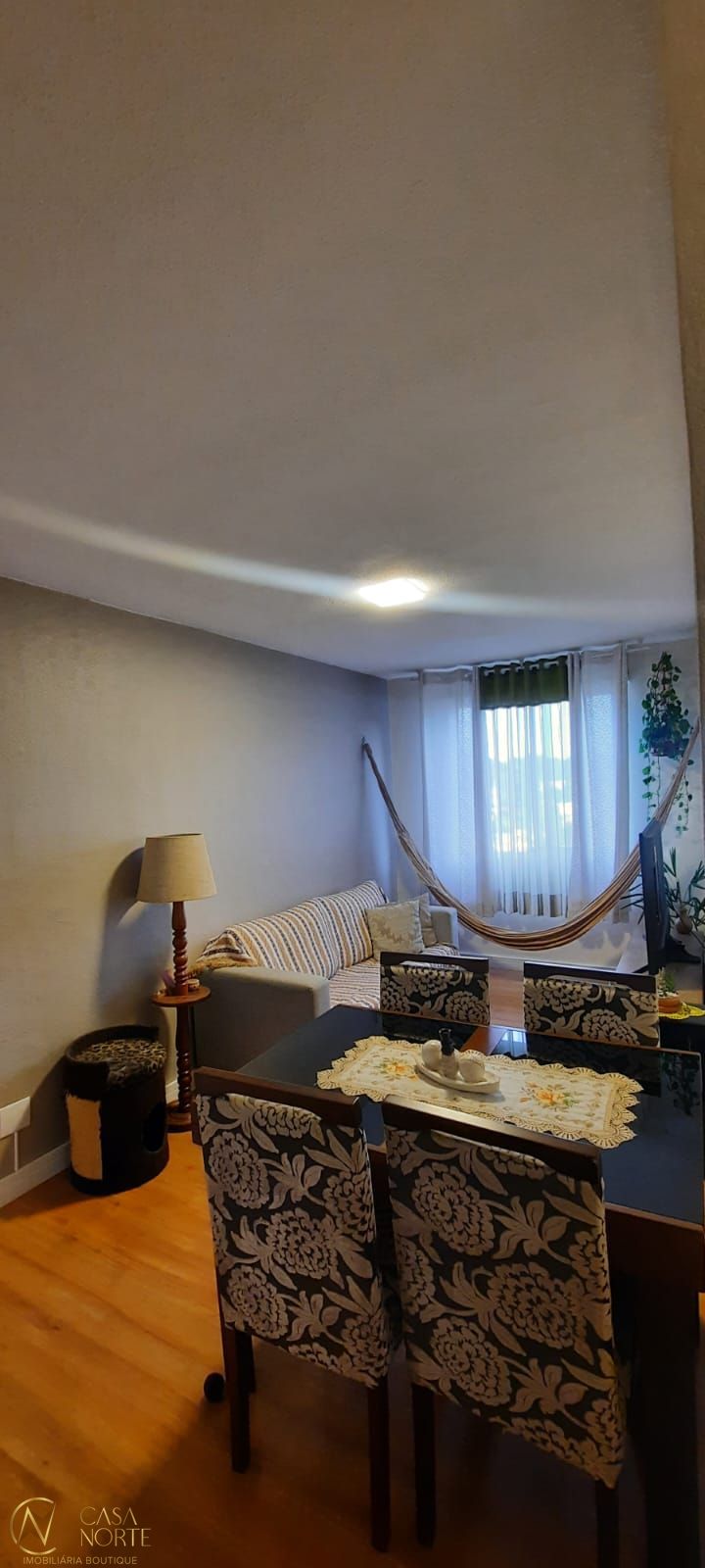 Apartamento à venda com 2 quartos, 58m², 1 vaga, Rua Doutor Otávio Santos no bairro Jardim Sabará em Porto Alegre