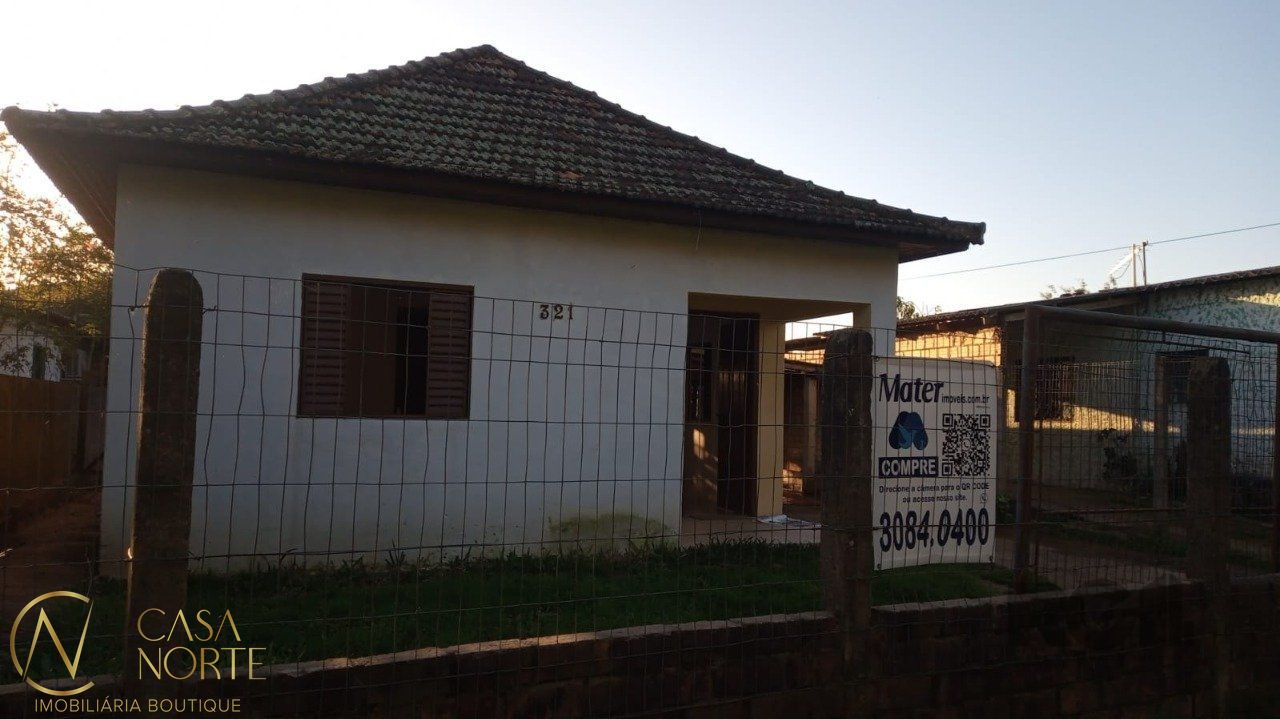 Casa à venda com 2 quartos, 65m², 3 vagas, Beco do Rosario no bairro Boa Vista do Sul em Porto Alegre
