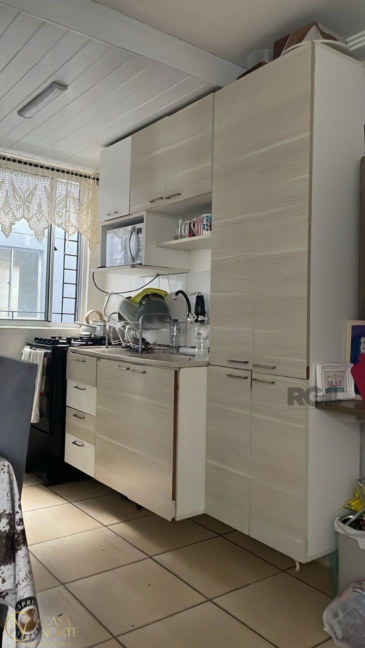 Apartamento à venda com 2 quartos, 38m², 1 vaga, Estrada Cristiano Kraemer no bairro Vila Nova em Porto Alegre