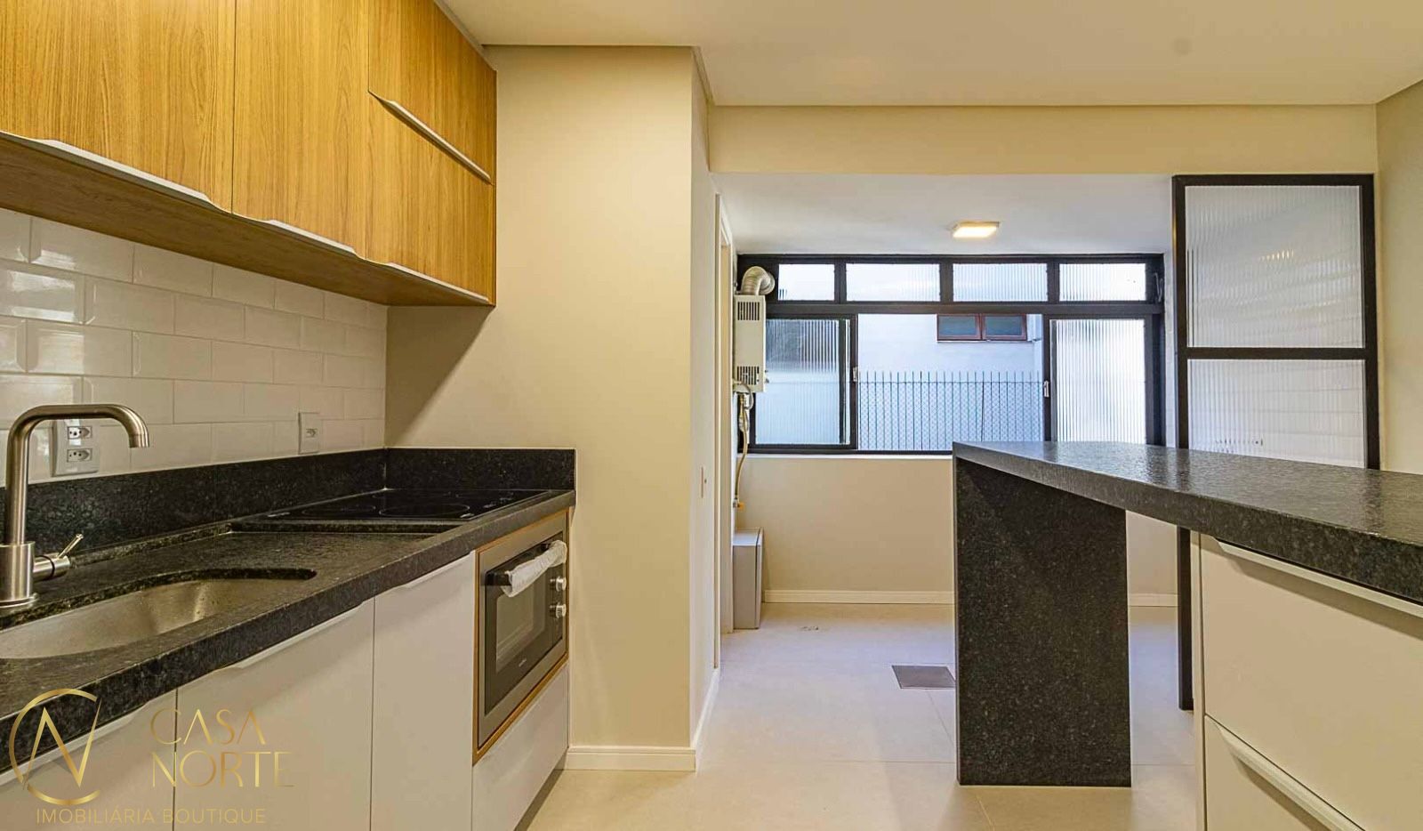 Apartamento à venda com 2 quartos, 75m², 1 vaga, Rua Comendador Rheingantz no bairro Auxiliadora em Porto Alegre