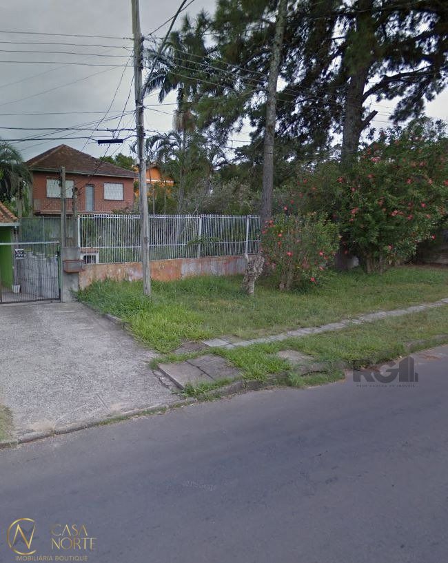 Casa à venda com 4 quartos, 360m², 1 suíte, 3 vagas, Estrada Francisca de Oliveira Vieira no bairro Belém Novo em Porto Alegre