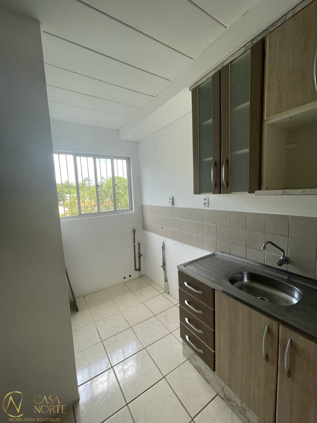Apartamento à venda com 2 quartos, 4496m², 1 vaga, Rua Dolores Duran no bairro Lomba do Pinheiro em Porto Alegre