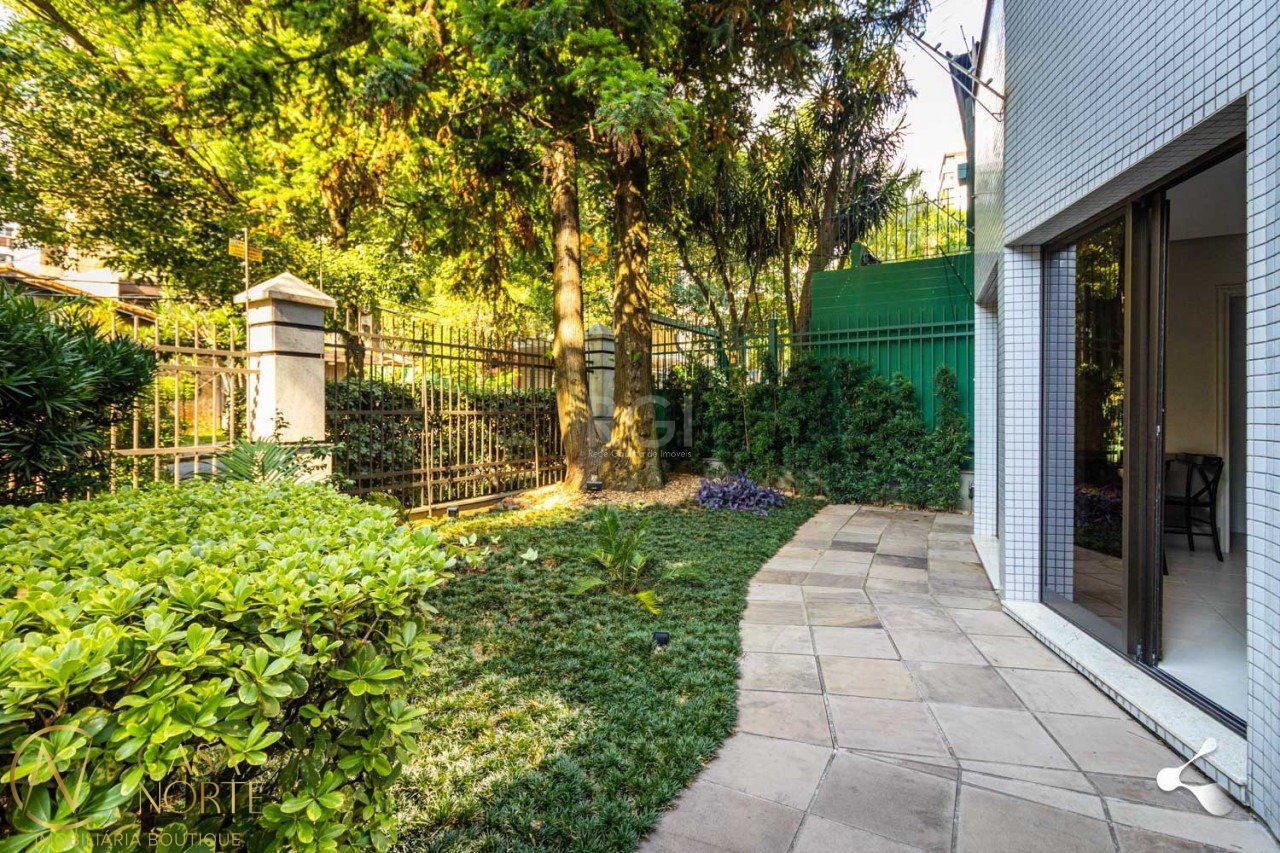 Apartamento à venda com 3 quartos, 191m², 3 suítes, 4 vagas, Rua Cabral no bairro Rio Branco em Porto Alegre