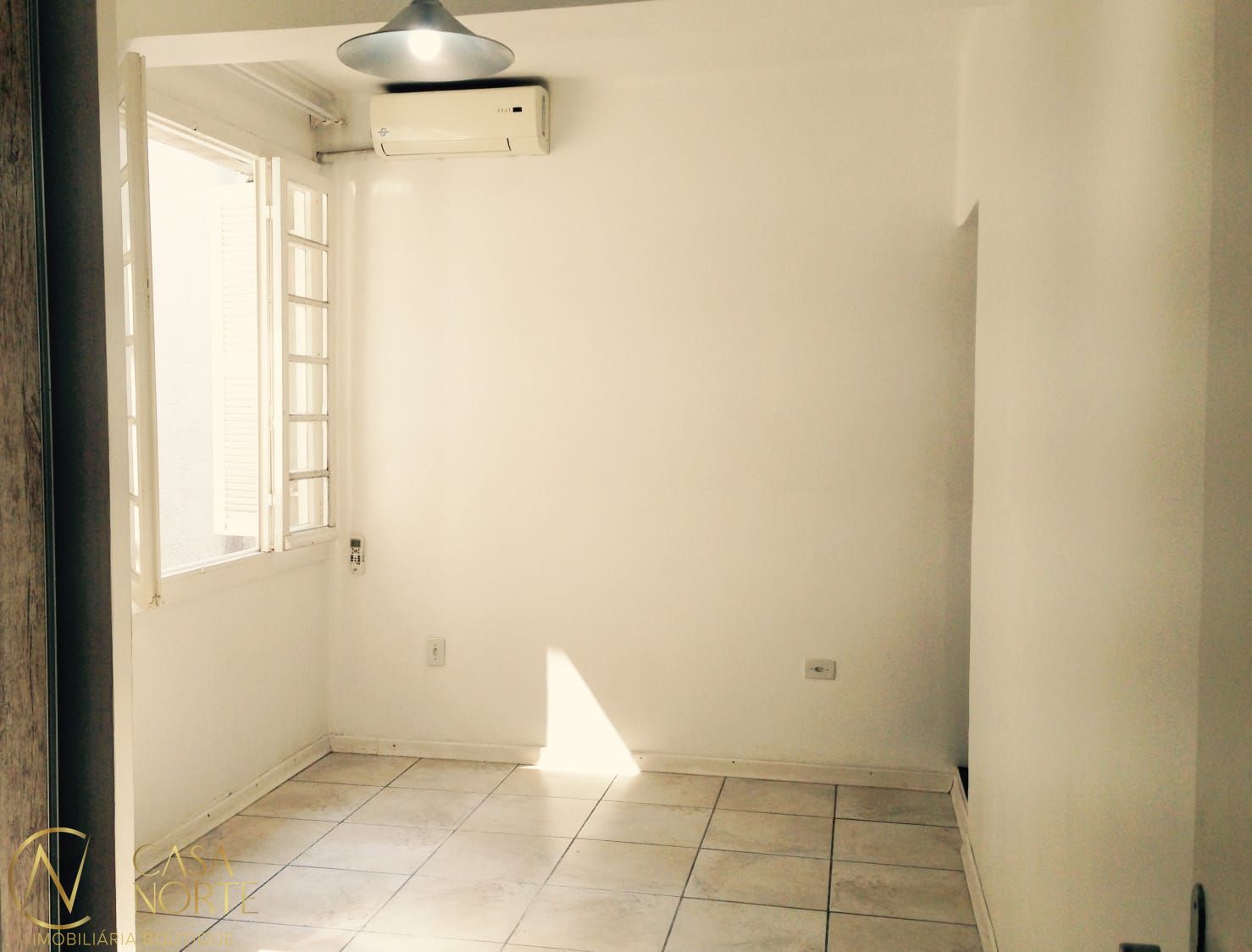 Apartamento à venda com 4 quartos, 117m², 1 suíte, Avenida Desembargador André da Rocha no bairro Centro Histórico em Porto Alegre