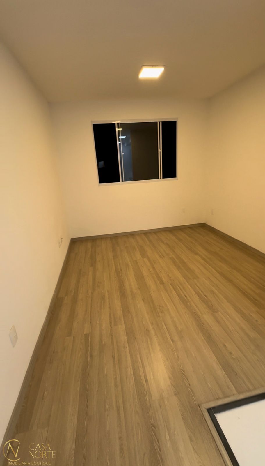 Apartamento à venda com 2 quartos, 41m², 1 vaga, Rua Pércio Freitas Maestri no bairro Ipanema em Porto Alegre