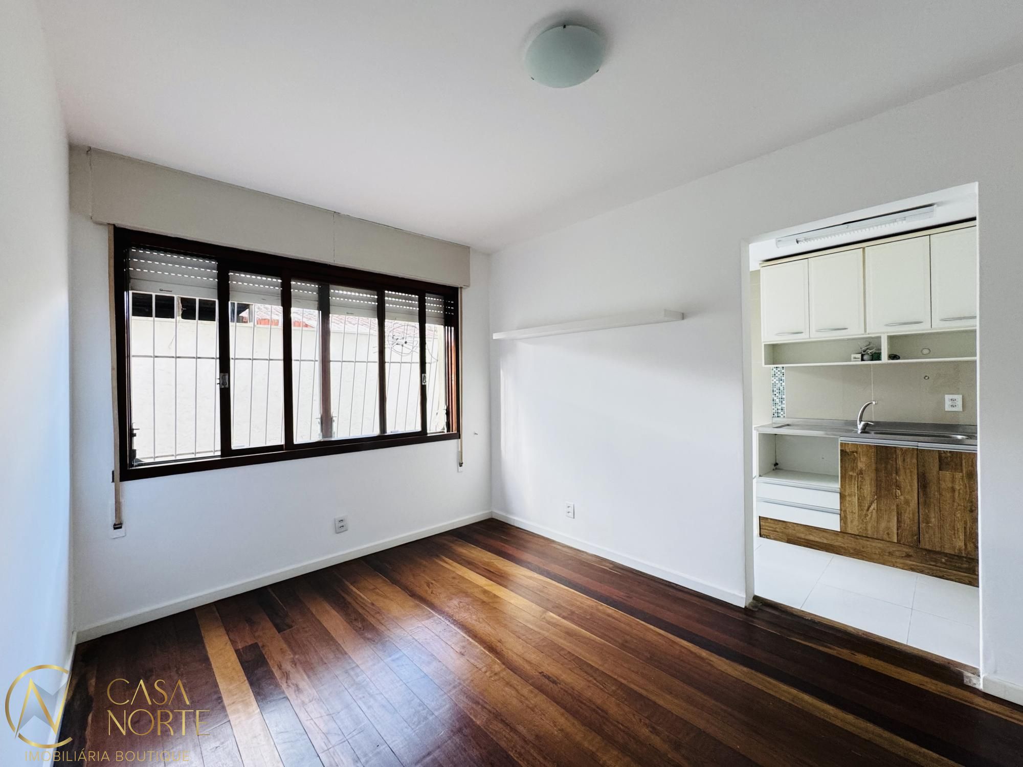 Apartamento à venda com 1 quarto, 41m², 1 suíte, Avenida Coronel Lucas de Oliveira no bairro Petrópolis em Porto Alegre