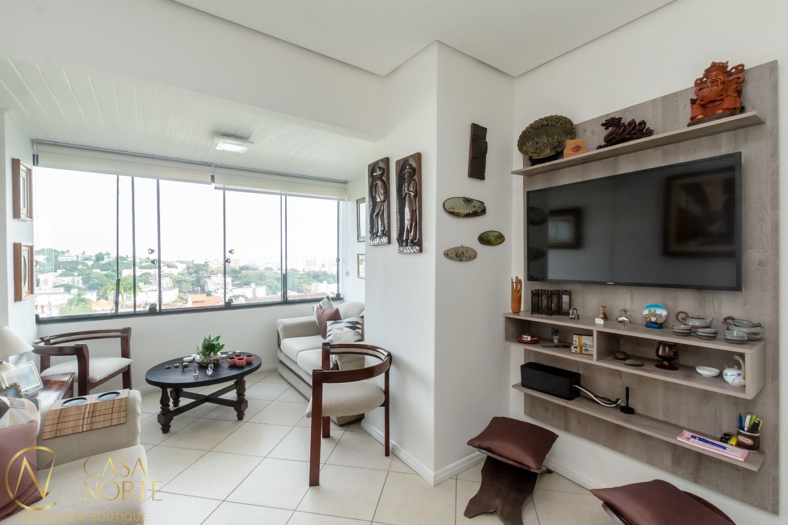 Cobertura à venda com 2 quartos, 147m², 2 vagas, Rua Luiz de Camões no bairro Santo Antônio em Porto Alegre