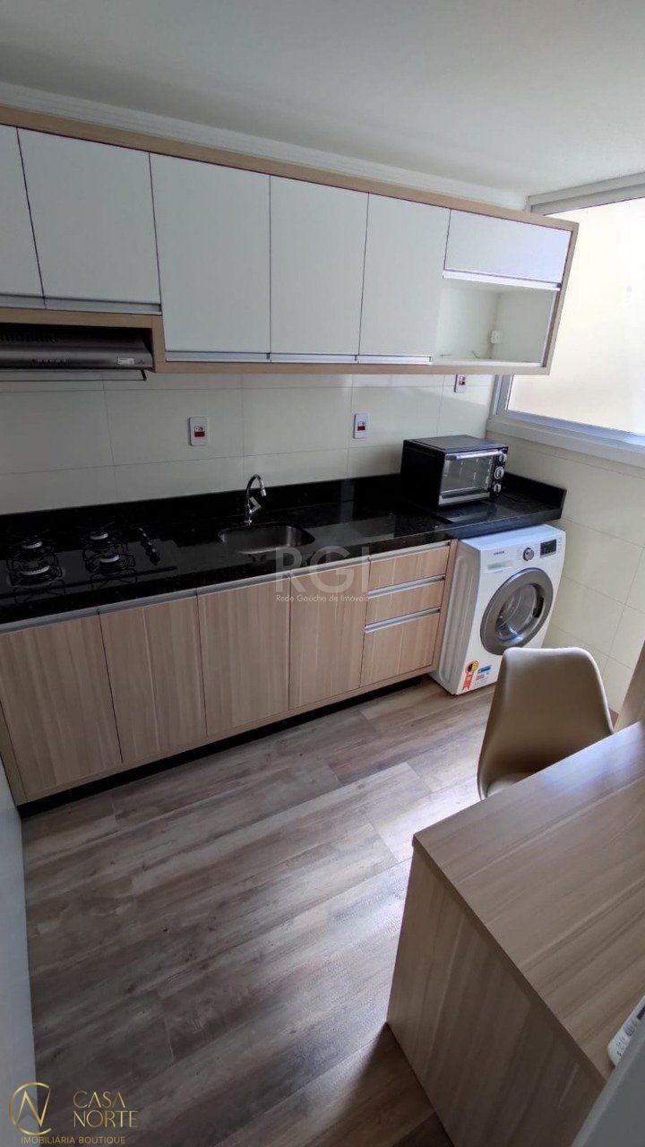 Apartamento à venda com 2 quartos, 55m², Avenida Benjamin Constant no bairro São Geraldo em Porto Alegre