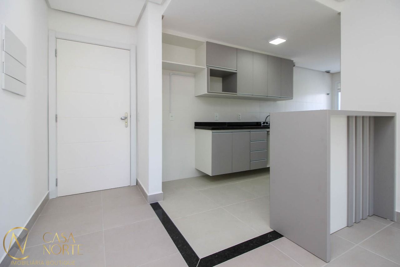 Apartamento à venda com 2 quartos, 84m², 1 suíte, 1 vaga, Rua Landel de Moura no bairro Tristeza em Porto Alegre