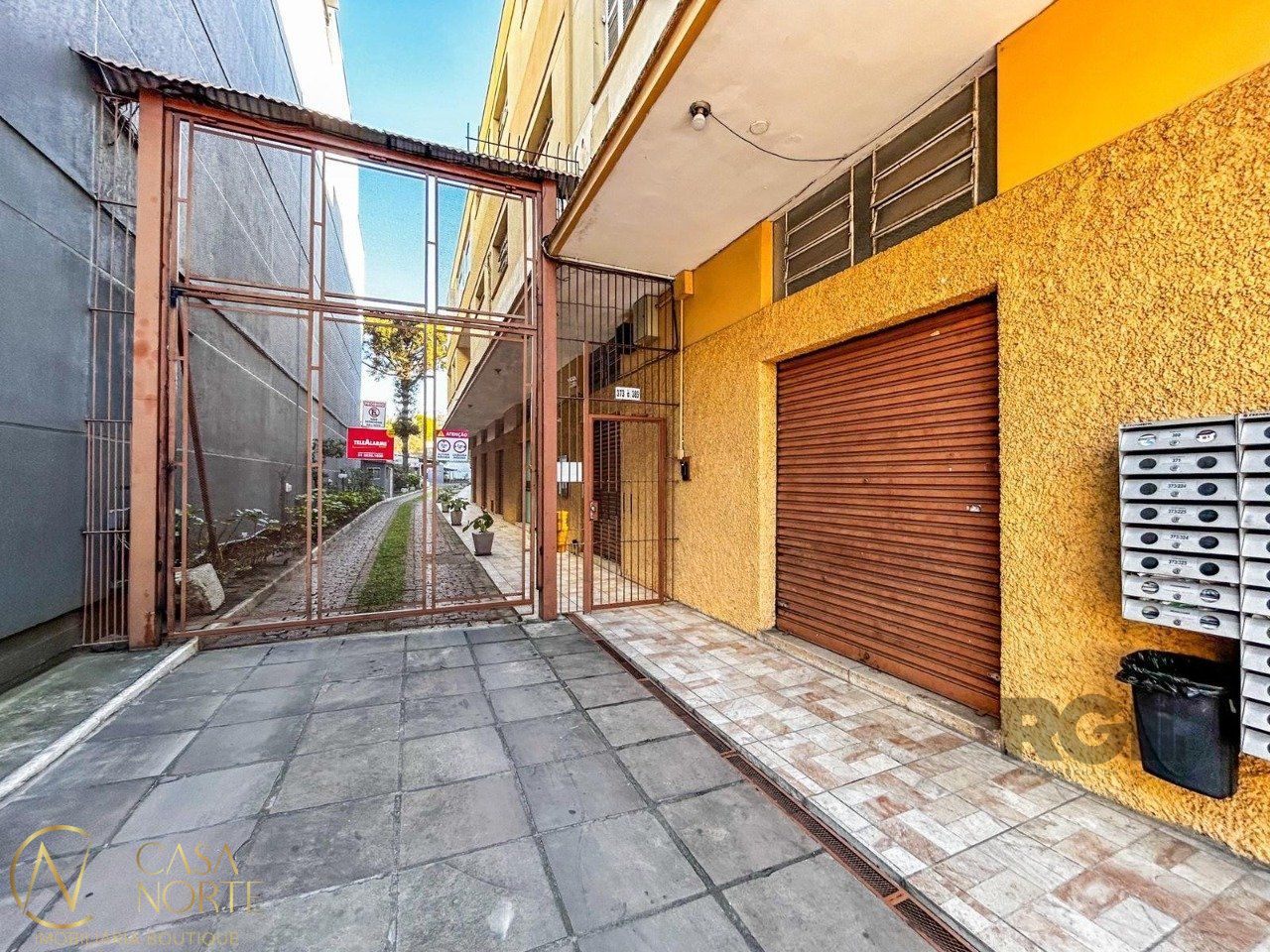 Apartamento à venda com 1 quarto, 38m², 1 vaga, Avenida Bento Gonçalves no bairro Partenon em Porto Alegre