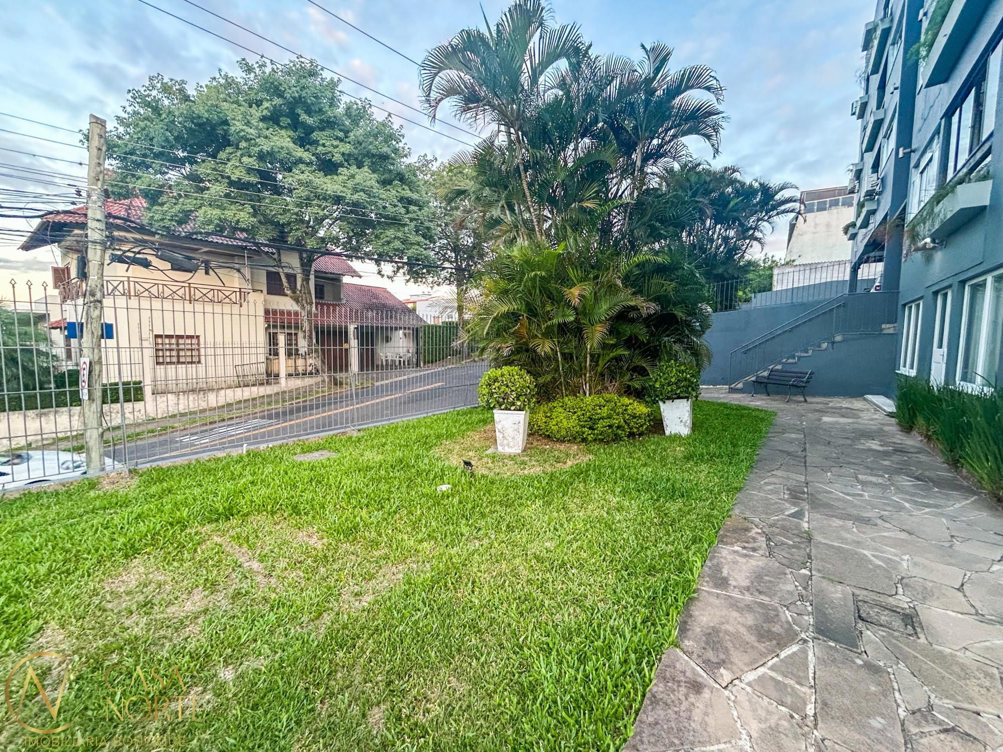 Cobertura à venda com 2 quartos, 142m², 1 vaga, Rua Álvaro Guterres no bairro Tristeza em Porto Alegre