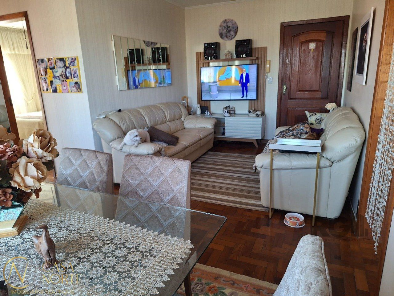 Apartamento à venda com 2 quartos, 74m², 1 vaga, Rua Barão de Tramandaí no bairro Passo da Areia em Porto Alegre
