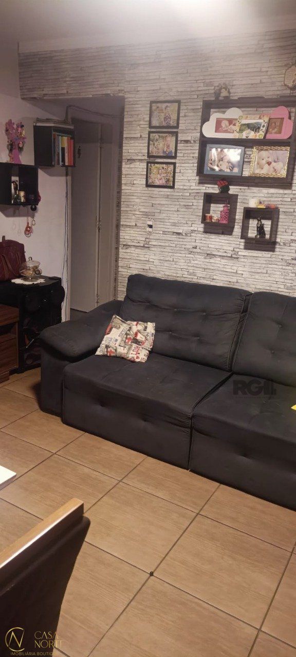 Apartamento à venda com 2 quartos, 61m², 1 vaga, Rua Dário Totta no bairro Teresópolis em Porto Alegre