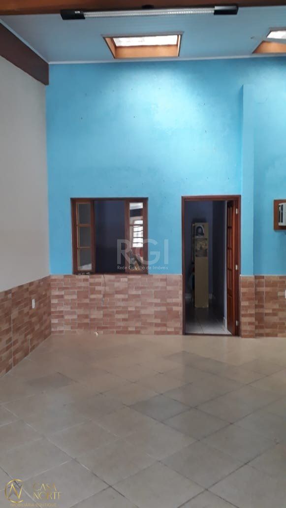 Casa à venda com 3 quartos, 121m², 1 suíte, 2 vagas, Acesso G no bairro Restinga em Porto Alegre
