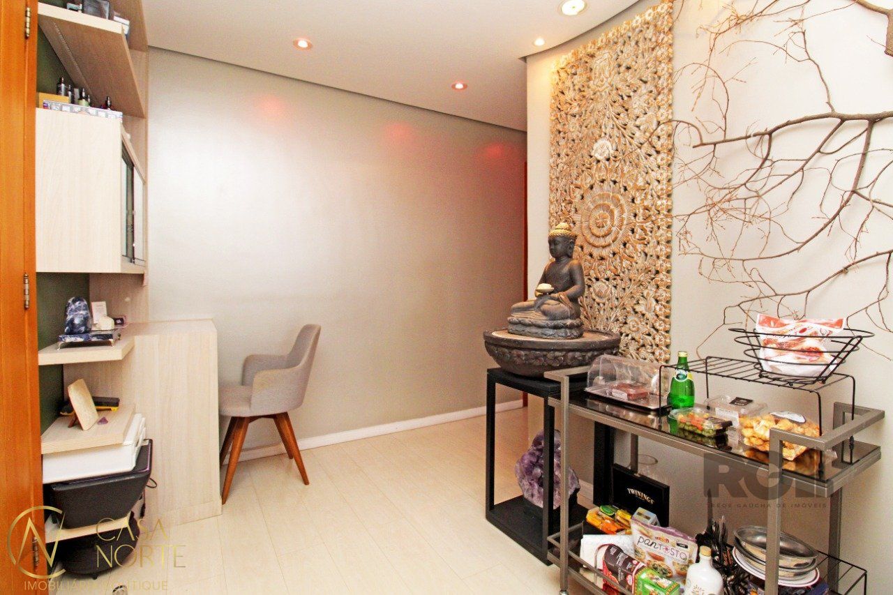 Sala Comercial à venda , 48m², 1 vaga, Avenida Carlos Gomes no bairro Auxiliadora em Porto Alegre