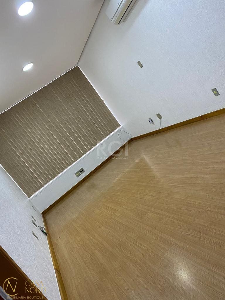 Sala Comercial à venda , 23m², Rua Vigario José Inácio no bairro Centro Histórico em Porto Alegre