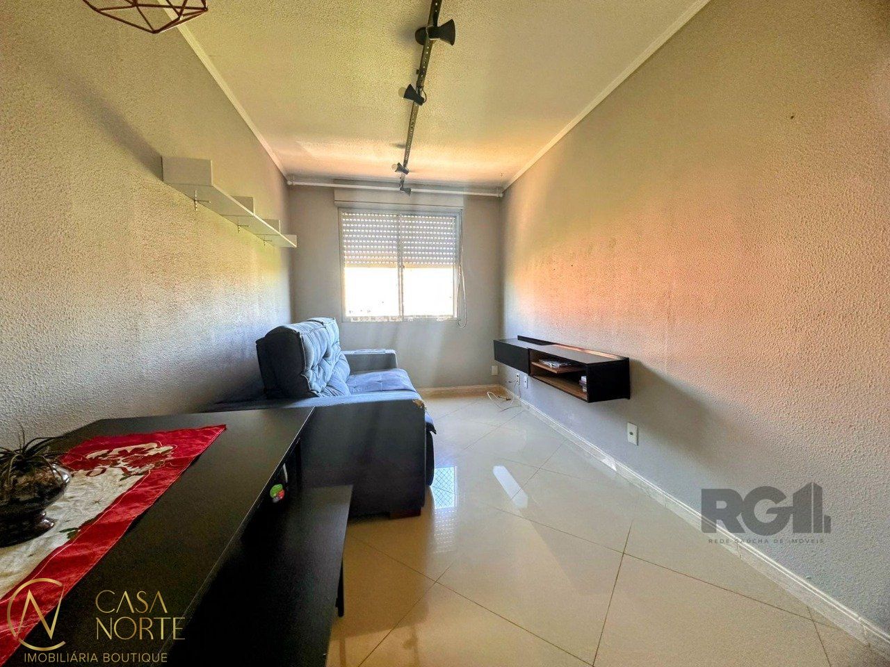 Apartamento à venda com 1 quarto, 43m², 1 vaga, Rua Aracy Froes no bairro Jardim Sabará em Porto Alegre