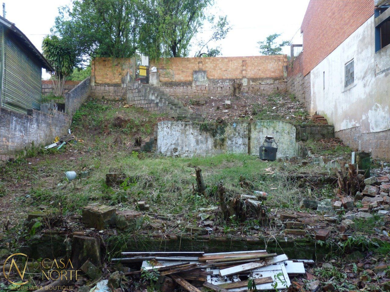 Terreno à venda , 466m², Rua Silverio Souto no bairro Teresópolis em Porto Alegre