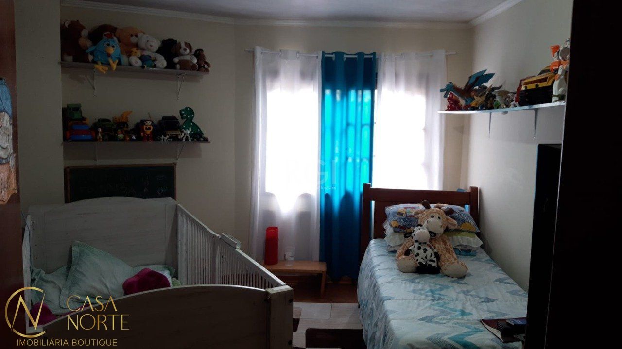 Casa de Condomínio à venda com 3 quartos, 168m², 1 suíte, 2 vagas, Rua Irmao Augusto Duflot no bairro Serraria em Porto Alegre