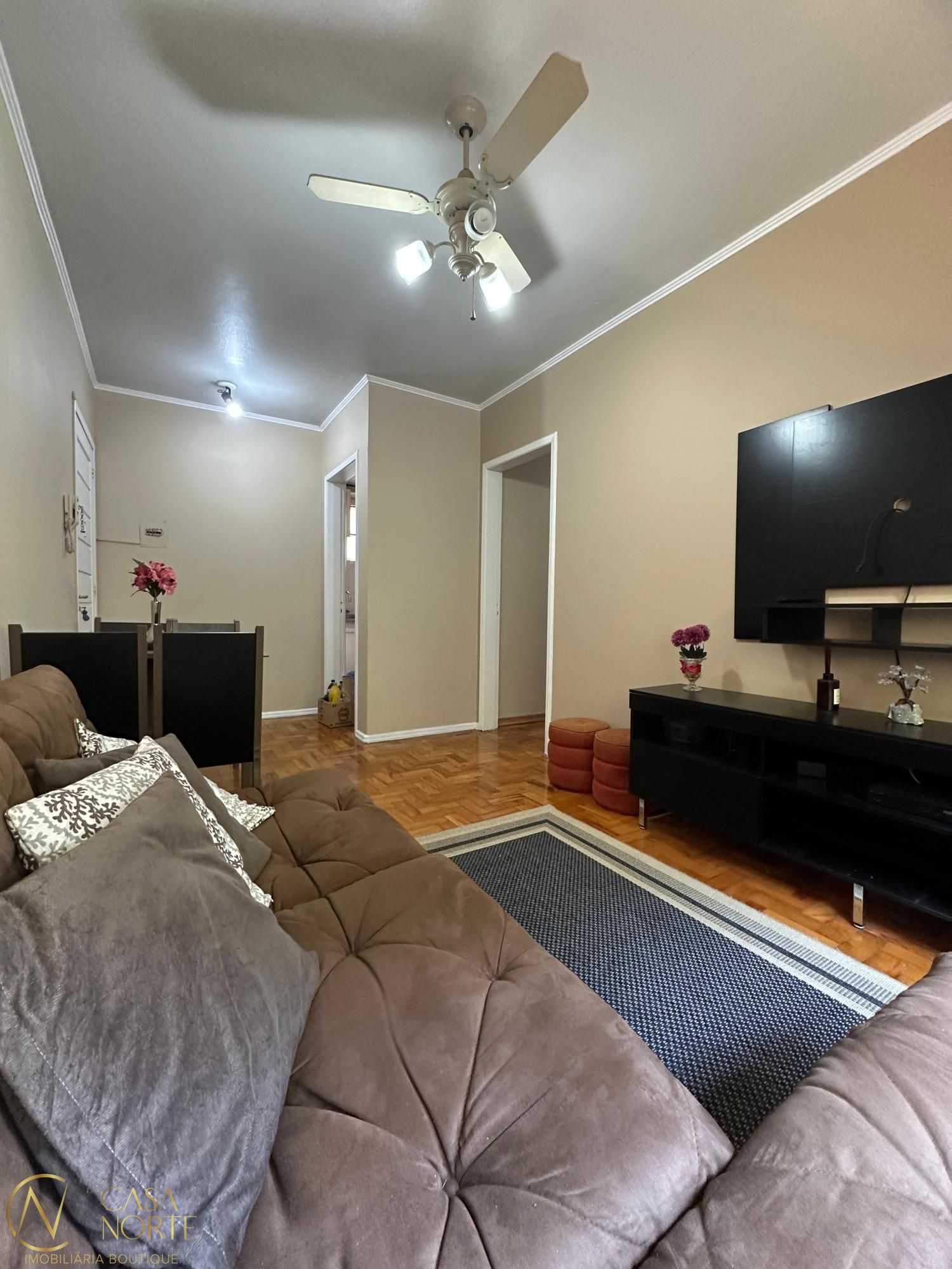 Apartamento à venda com 3 quartos, 63m², 1 vaga, Rua Professor Álvaro Alvim no bairro Rio Branco em Porto Alegre