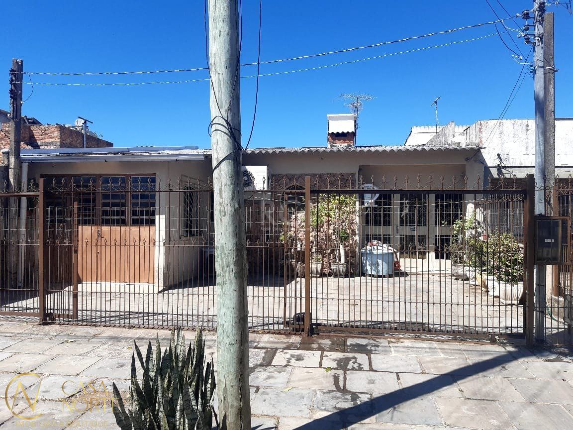 Casa à venda com 3 quartos, 121m², 1 suíte, 2 vagas, Acesso G no bairro Restinga em Porto Alegre