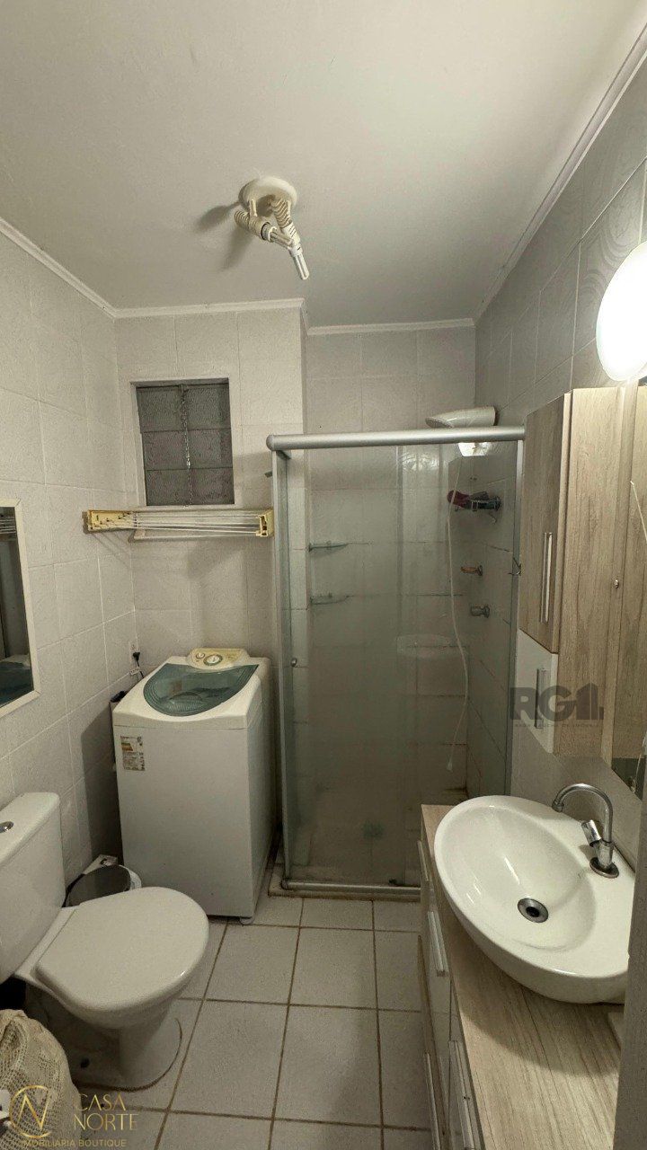 Kitnet à venda , 29m², 1 vaga, Rua Ramiro Barcelos no bairro Rio Branco em Porto Alegre