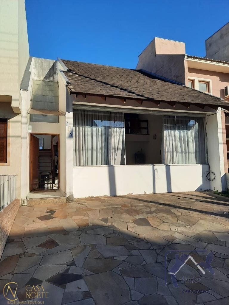 Casa à venda com 3 quartos, 116m², 3 suítes, 2 vagas, Rua Guatambu no bairro Hípica em Porto Alegre