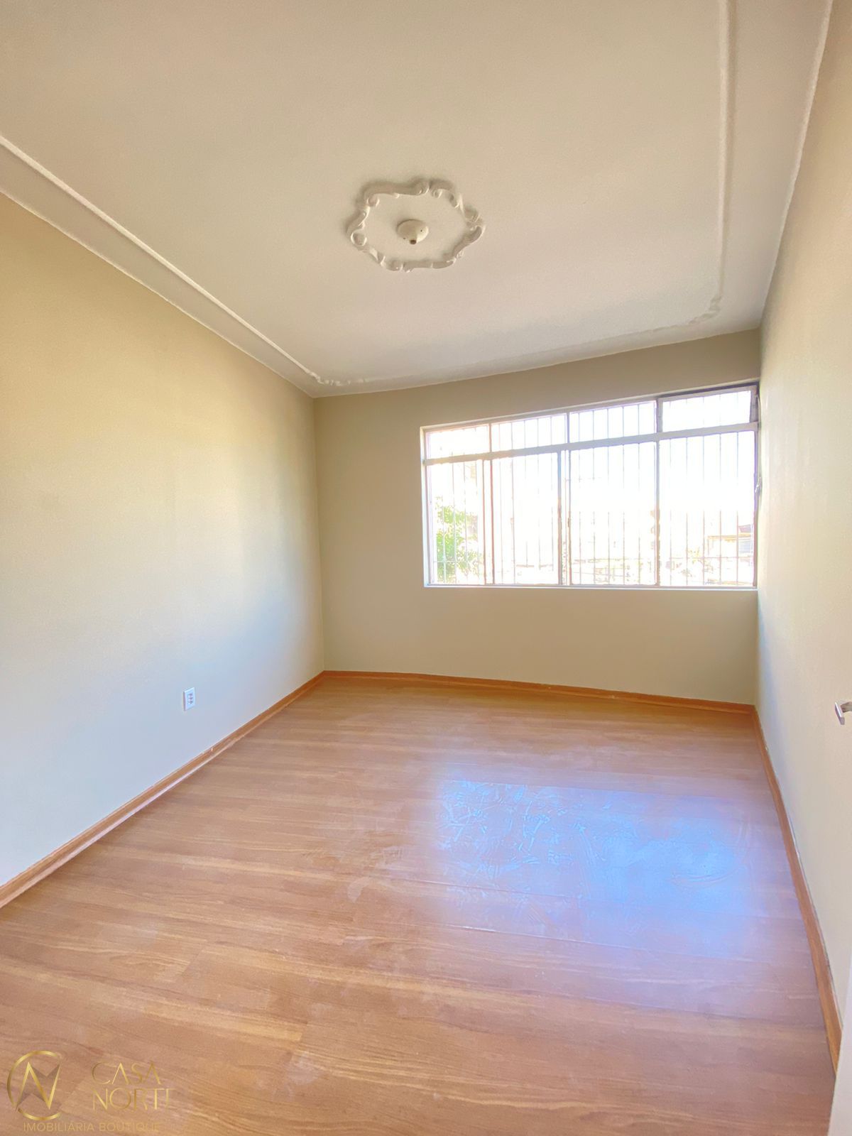 Apartamento à venda com 4 quartos, 119m², Rua Carlos Von Koseritz no bairro São João em Porto Alegre