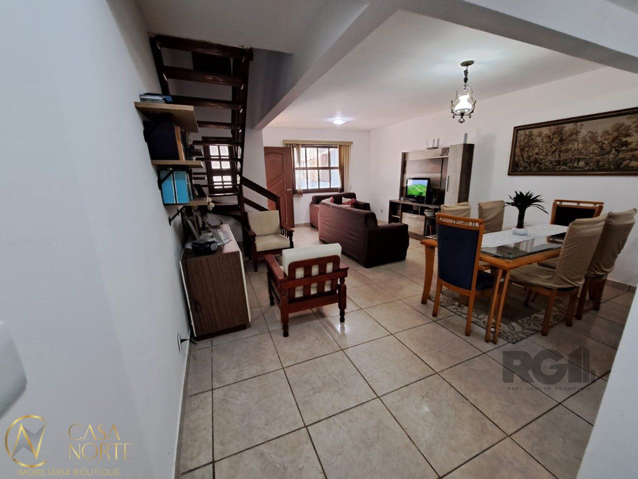 Casa à venda com 2 quartos, 100m², 2 suítes, 2 vagas, Rua Francisca Prezzi Bolognesi no bairro Hípica em Porto Alegre