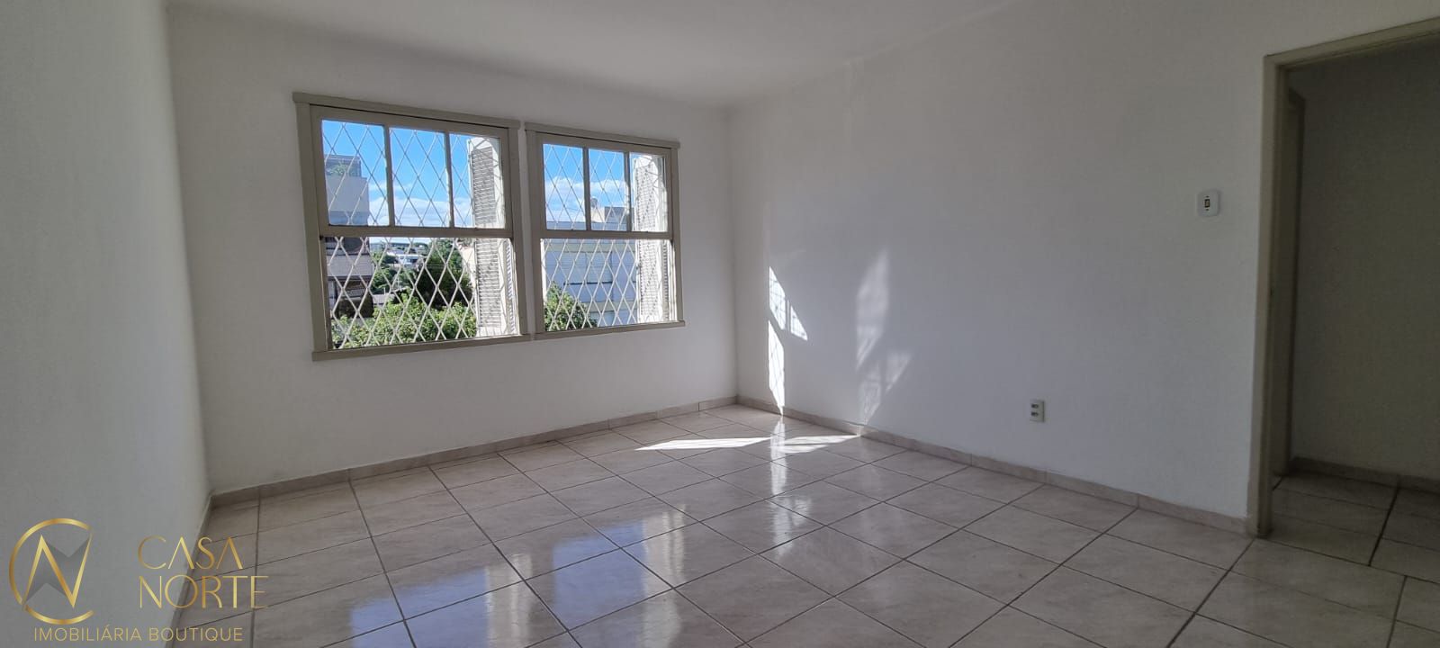 Apartamento à venda com 3 quartos, 106m², Rua Fonseca Ramos no bairro Medianeira em Porto Alegre