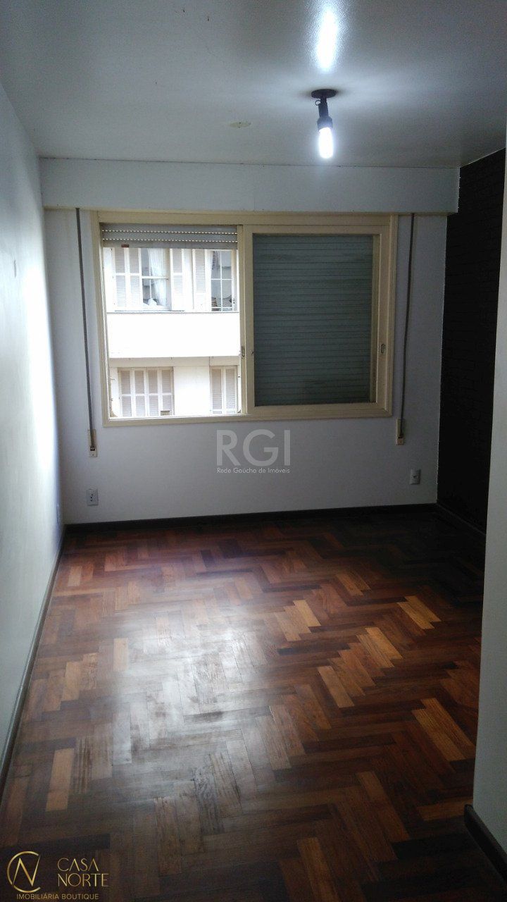 Apartamento à venda com 1 quarto, 59m², 1 suíte, Rua Doutor Flores no bairro Centro Histórico em Porto Alegre