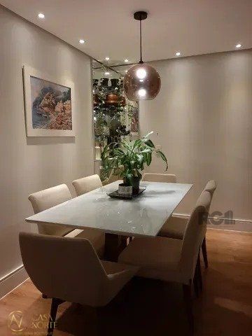 Apartamento à venda com 3 quartos, 70m², 1 suíte, 1 vaga, Avenida Bento Gonçalves no bairro Partenon em Porto Alegre