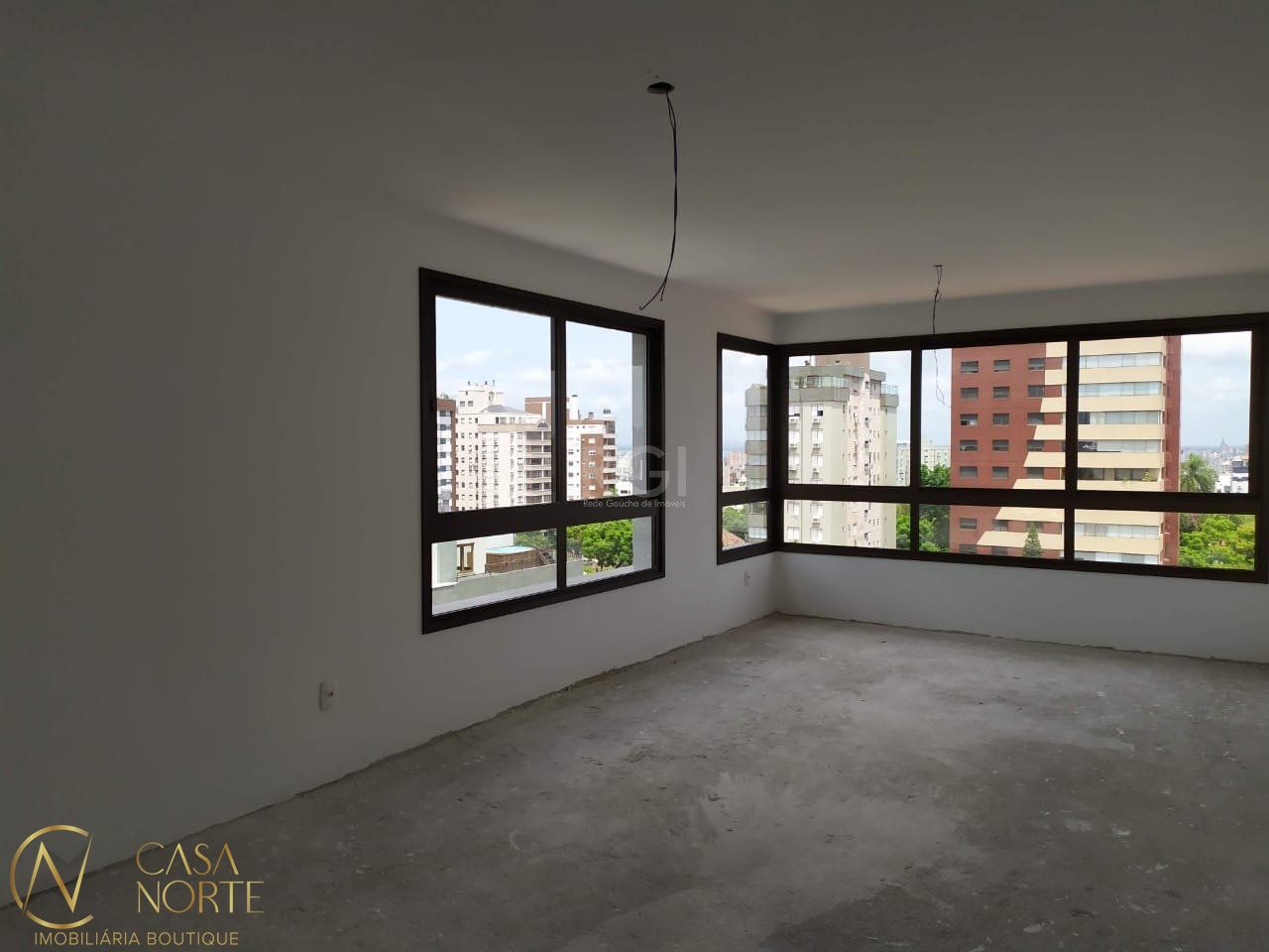 Apartamento à venda com 2 quartos, 90m², 2 suítes, 2 vagas, Rua Borges do Canto no bairro Petrópolis em Porto Alegre