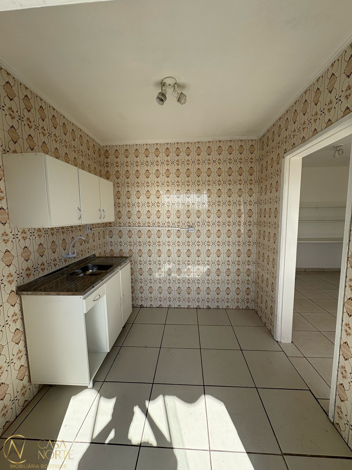 Apartamento à venda com 1 quarto, 42m², Rua Saturnino Vanzelotti no bairro Rubem Berta em Porto Alegre