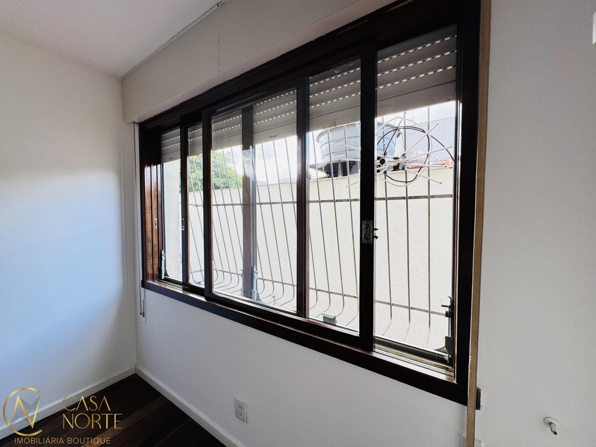 Apartamento à venda com 1 quarto, 41m², 1 suíte, Avenida Coronel Lucas de Oliveira no bairro Petrópolis em Porto Alegre