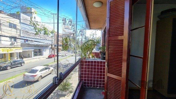 Apartamento à venda com 3 quartos, 113m², Avenida São Pedro no bairro São Geraldo em Porto Alegre