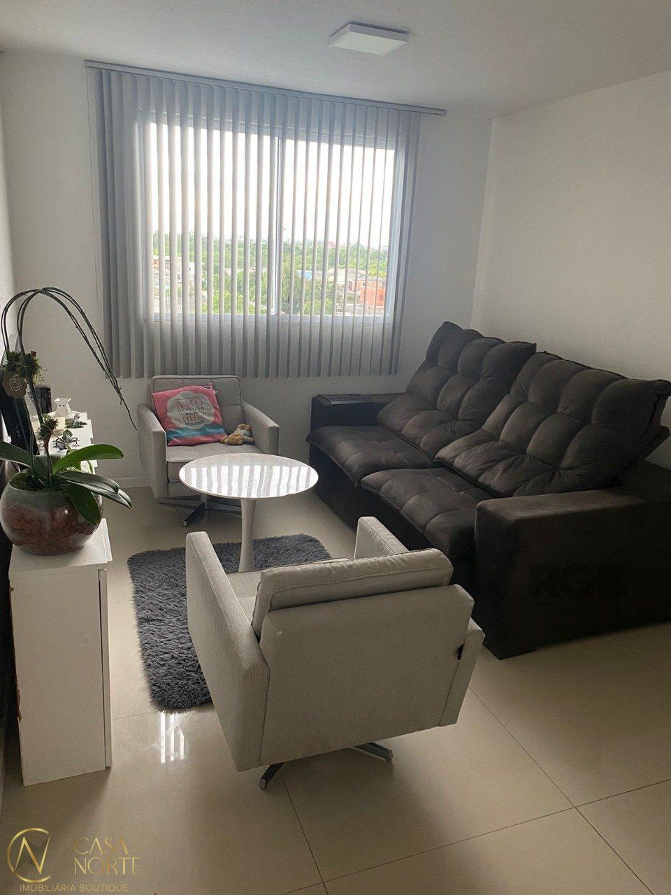 Apartamento à venda com 2 quartos, 41m², 1 vaga, Avenida Souza Melo no bairro Sarandi em Porto Alegre