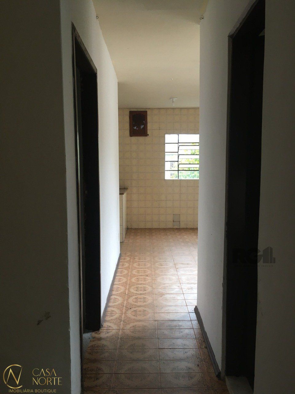 Casa à venda com 5 quartos, 0m², 4 vagas, Estrada Francisca de Oliveira Vieira no bairro Belém Novo em Porto Alegre
