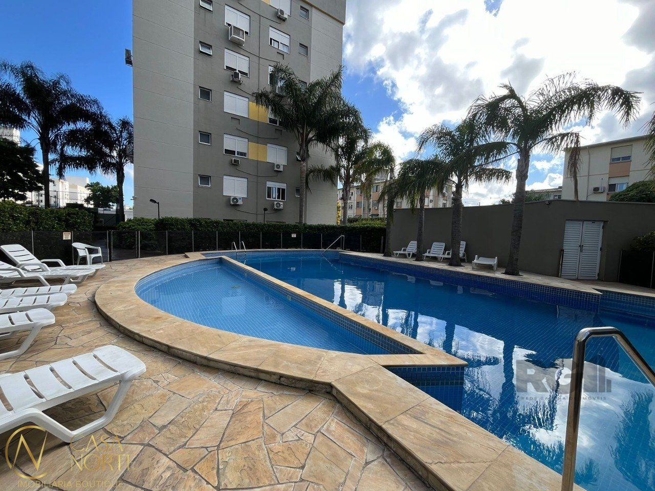 Apartamento à venda com 3 quartos, 68m², 1 suíte, 1 vaga, Rua Doutor Barcelos no bairro Tristeza em Porto Alegre