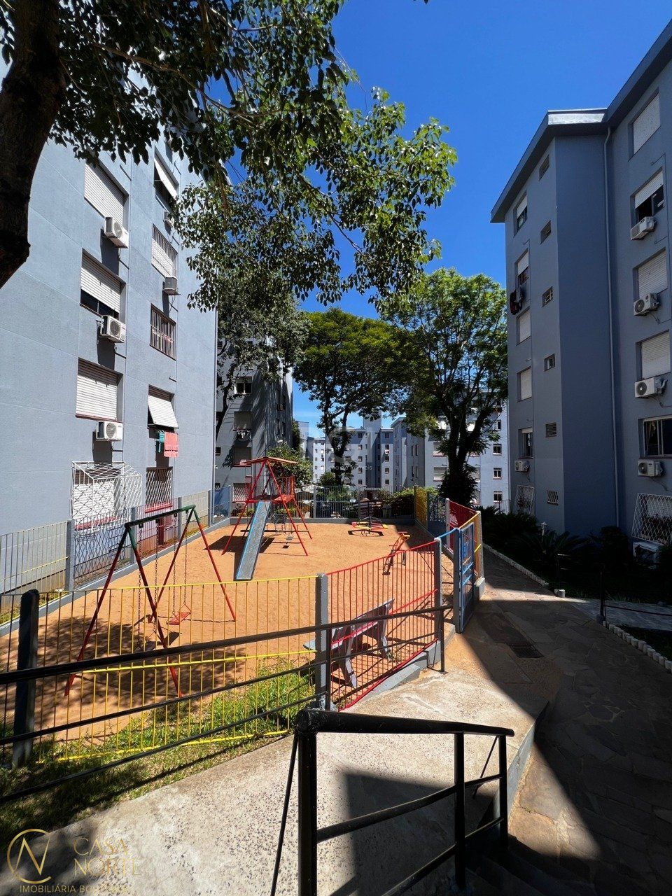 Apartamento à venda com 2 quartos, 52m², 1 vaga, Avenida Professor Oscar Pereira no bairro Azenha em Porto Alegre