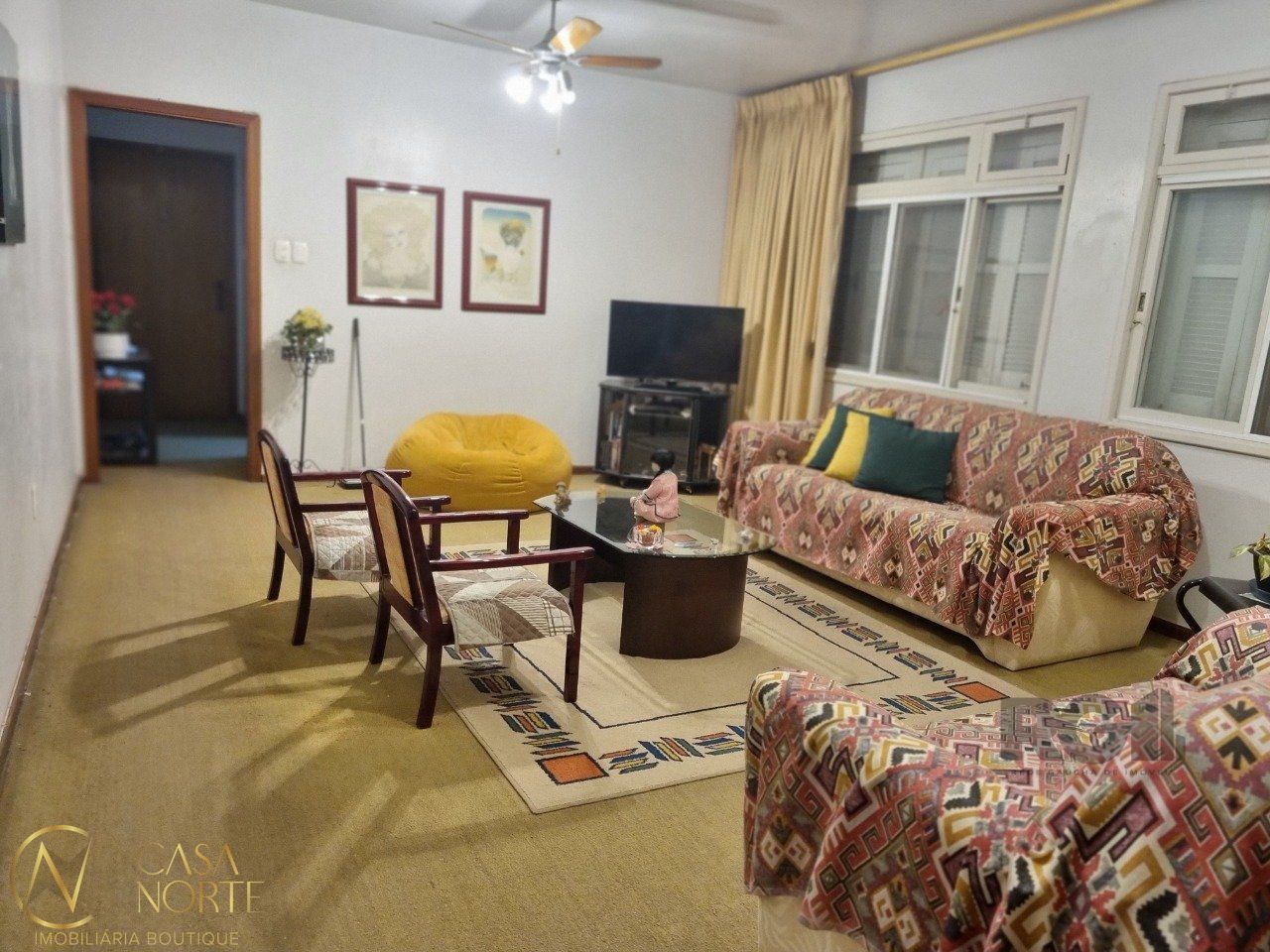 Apartamento à venda com 3 quartos, 174m², 2 vagas, Rua General João Telles no bairro Bom Fim em Porto Alegre