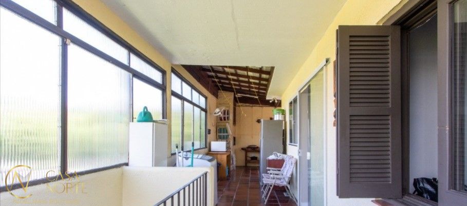 Casa Comercial à venda com 3 quartos, 200m², 3 vagas, Rua Doutor Barcelos no bairro Tristeza em Porto Alegre