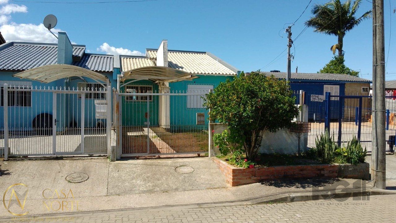 Casa à venda com 3 quartos, 74m², 1 suíte, Rua Irineu Francisco da Silva no bairro Belém Novo em Porto Alegre