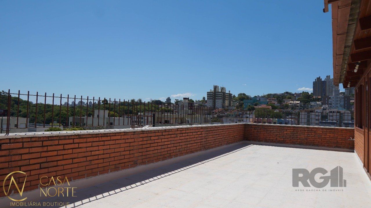 Apartamento à venda com 3 quartos, 115m², 1 suíte, 1 vaga, Rua São Mateus no bairro Bom Jesus em Porto Alegre