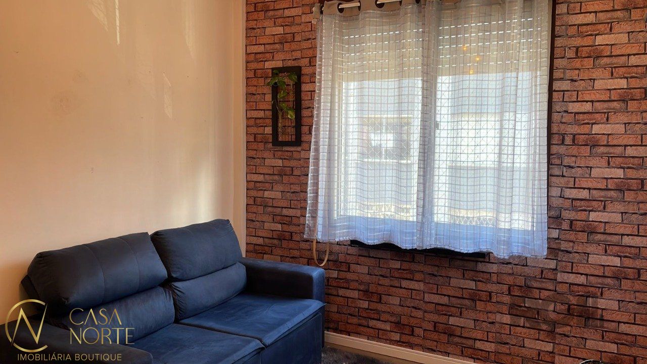 Apartamento à venda com 2 quartos, 47m², 1 vaga, Praça Floresta Aurora no bairro Cristal em Porto Alegre
